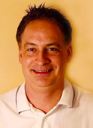 Dr. Sz&aacute;nt&oacute; P&eacute;ter